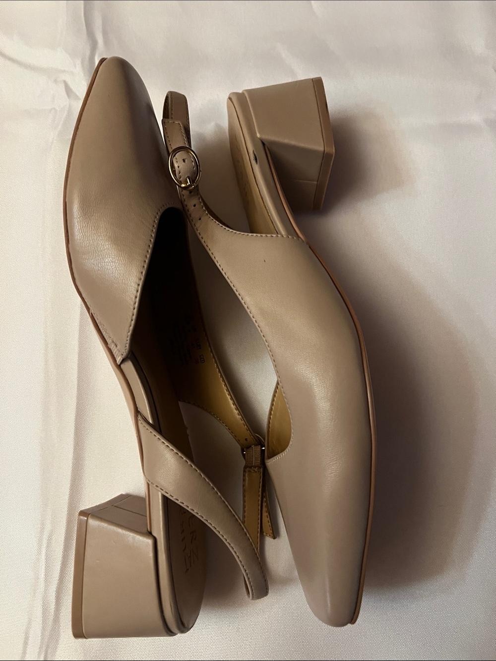 NATURALIZER JAYLA SLINGBACK PUMP size 10M - Picture 4 of 11